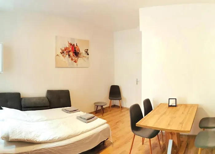 Bacher Apartment